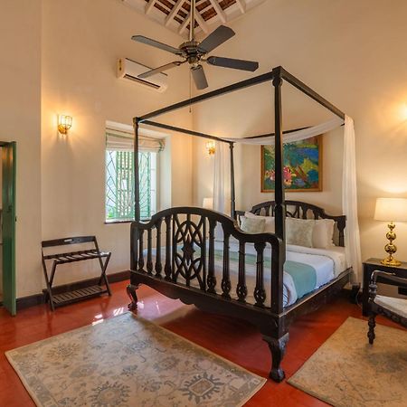 Stayvista At Amalia By Tellado With Pool, Wifi Assagao Luaran gambar