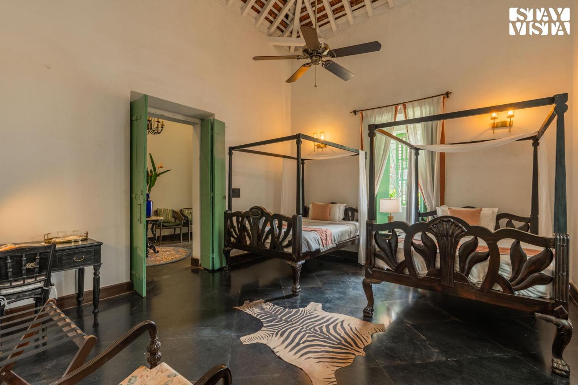 Stayvista At Amalia By Tellado With Pool, Wifi Assagao Luaran gambar