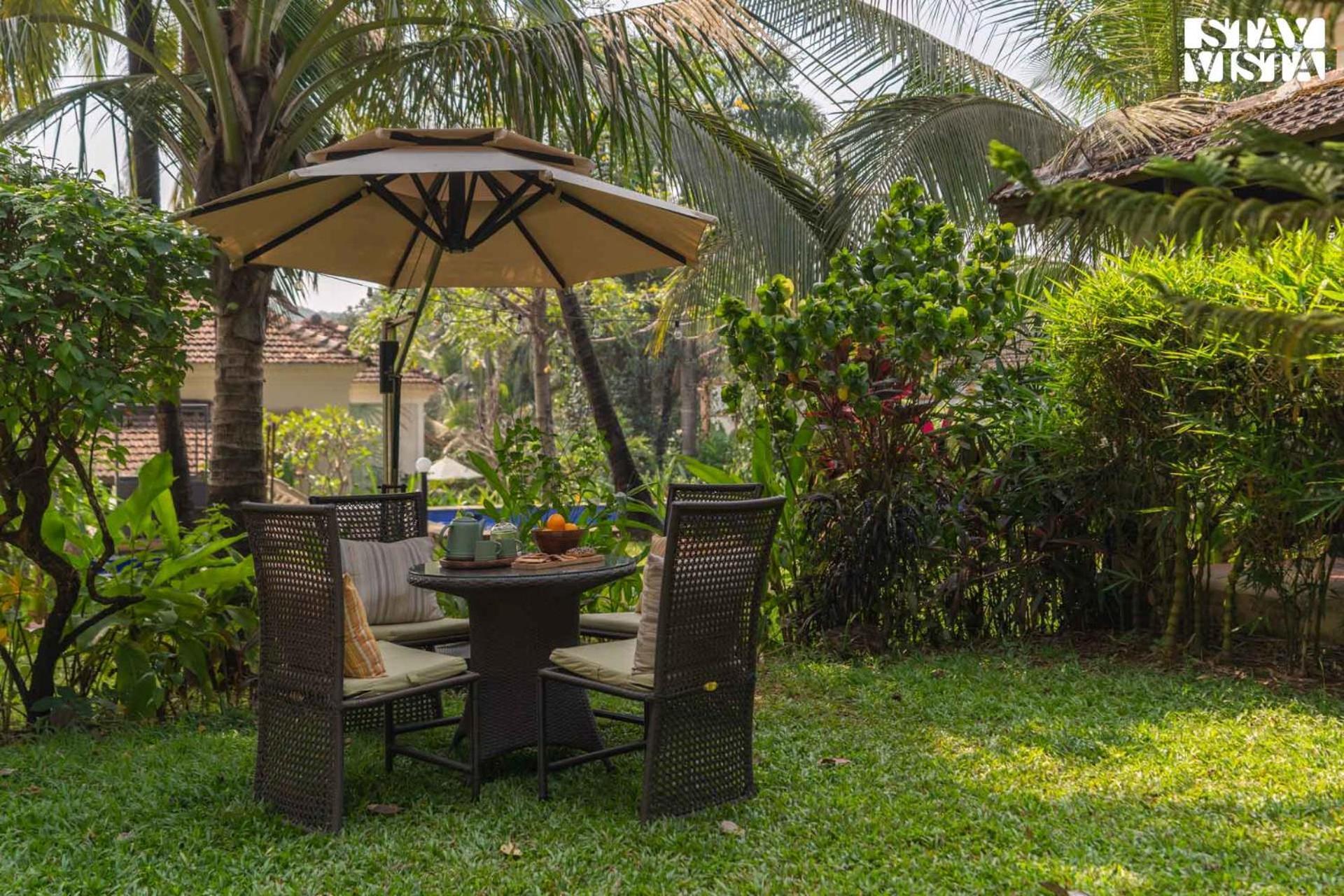 Stayvista At Amalia By Tellado With Pool, Wifi Assagao Luaran gambar